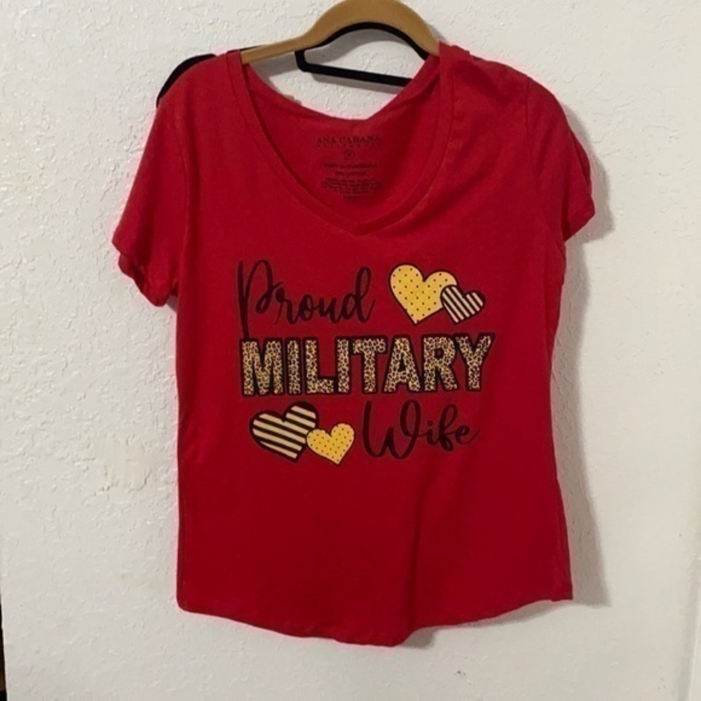 Ana Cabana graphic shirt